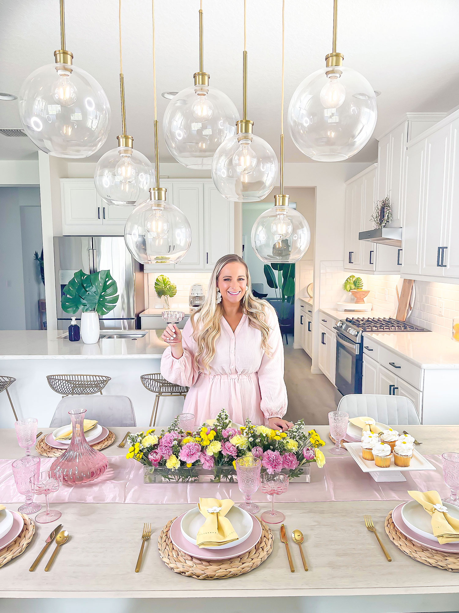 Florida lifestyle and home blogger Jill DiGioia shares an easy spring tablescape with yellow and pink decor.